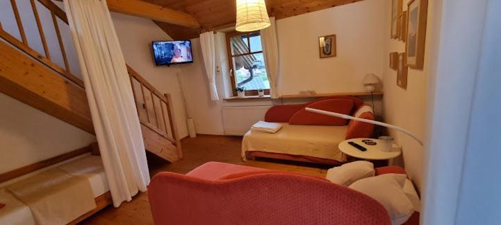 Haus Der Sonne Apartment Kotschach-Mauthen Екстериор снимка