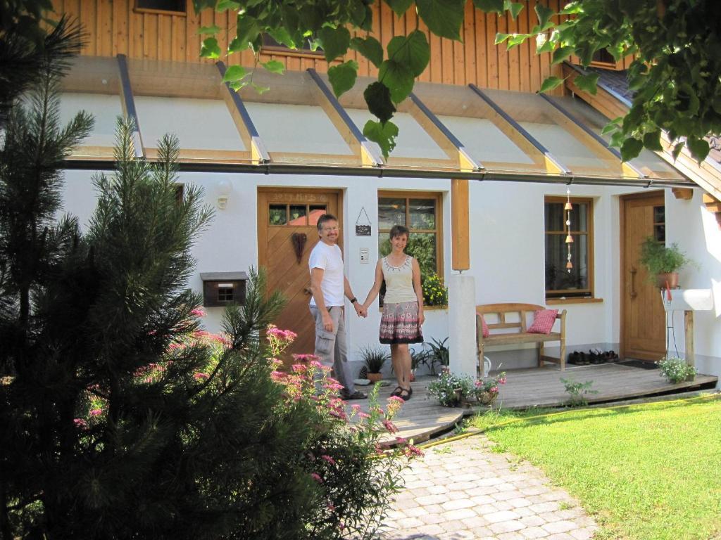 Haus Der Sonne Apartment Kotschach-Mauthen Екстериор снимка